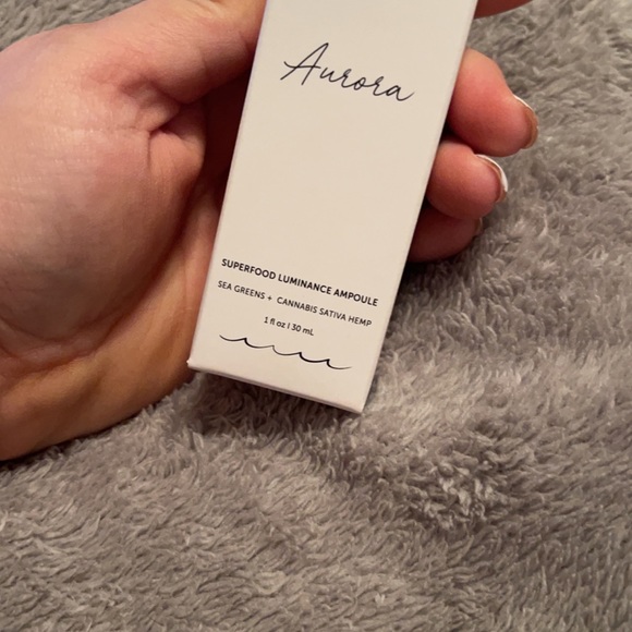 Make up items - Picture 12 of 14